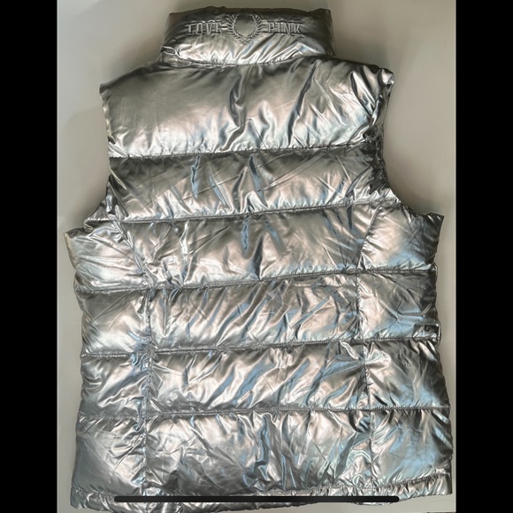 Victoria’s Secret PINK LIMITED EDITION SILVER PUFFER VEST Size Small NWT - Picture 2 of 13